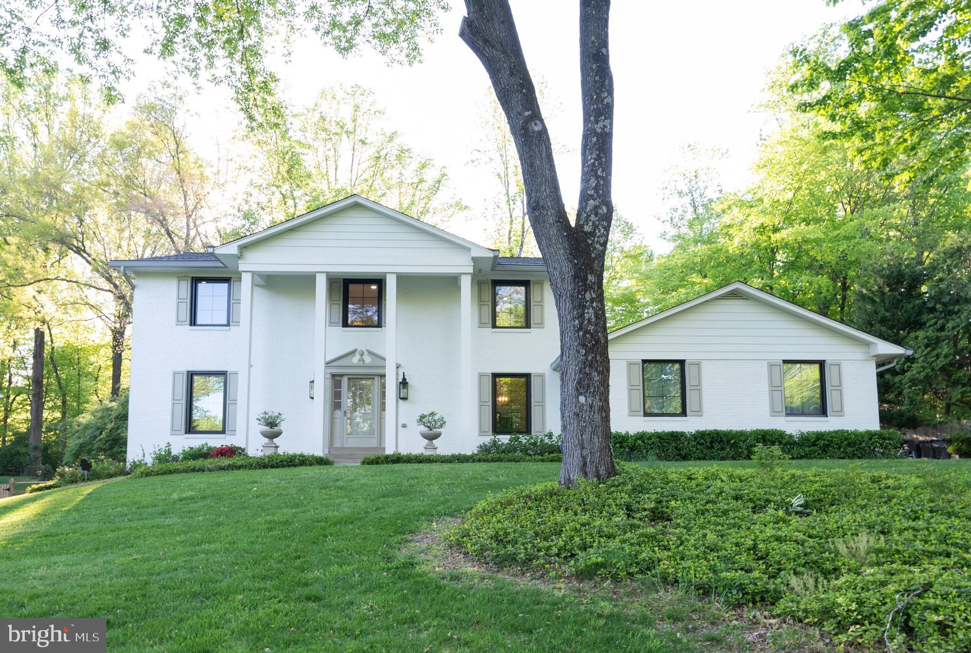 741 Ridge Drive McLean, VA 22101 - Photo 2 of 41