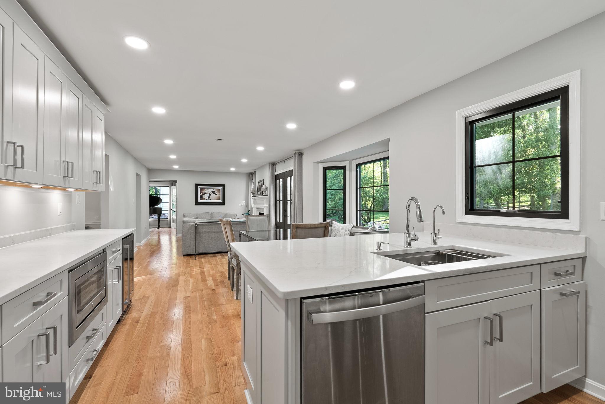 741 Ridge Drive McLean, VA 22101 - Photo 7 of 41