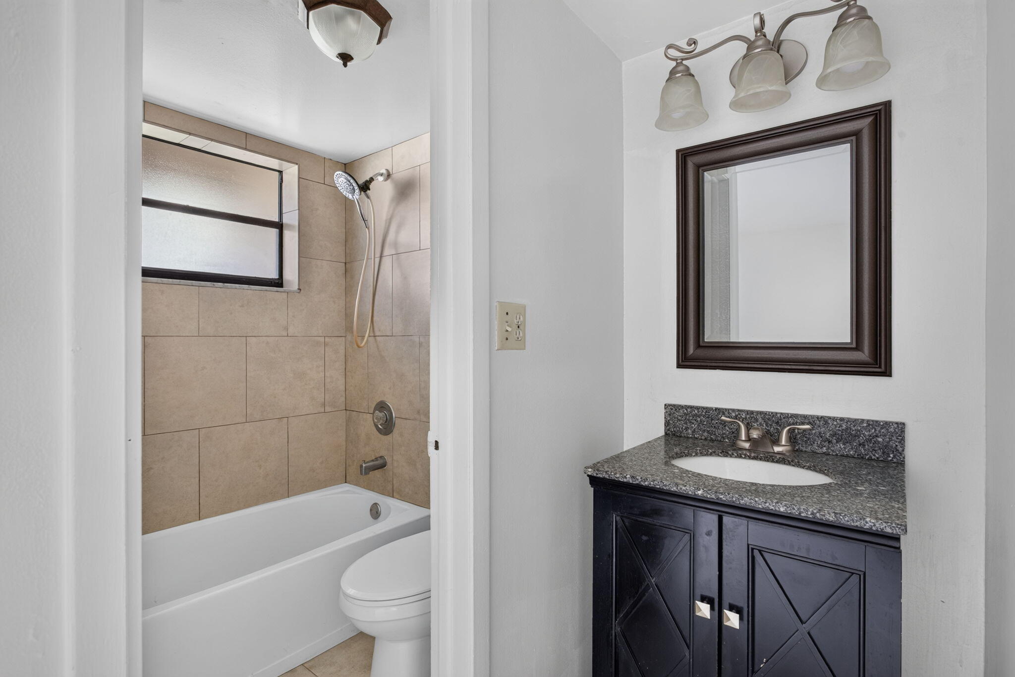 2141 Northeast 42nd Street, Unit 204 Lighthouse Point, FL 33064 - Photo 15 of 24 58-web-or-mls-2141-1267