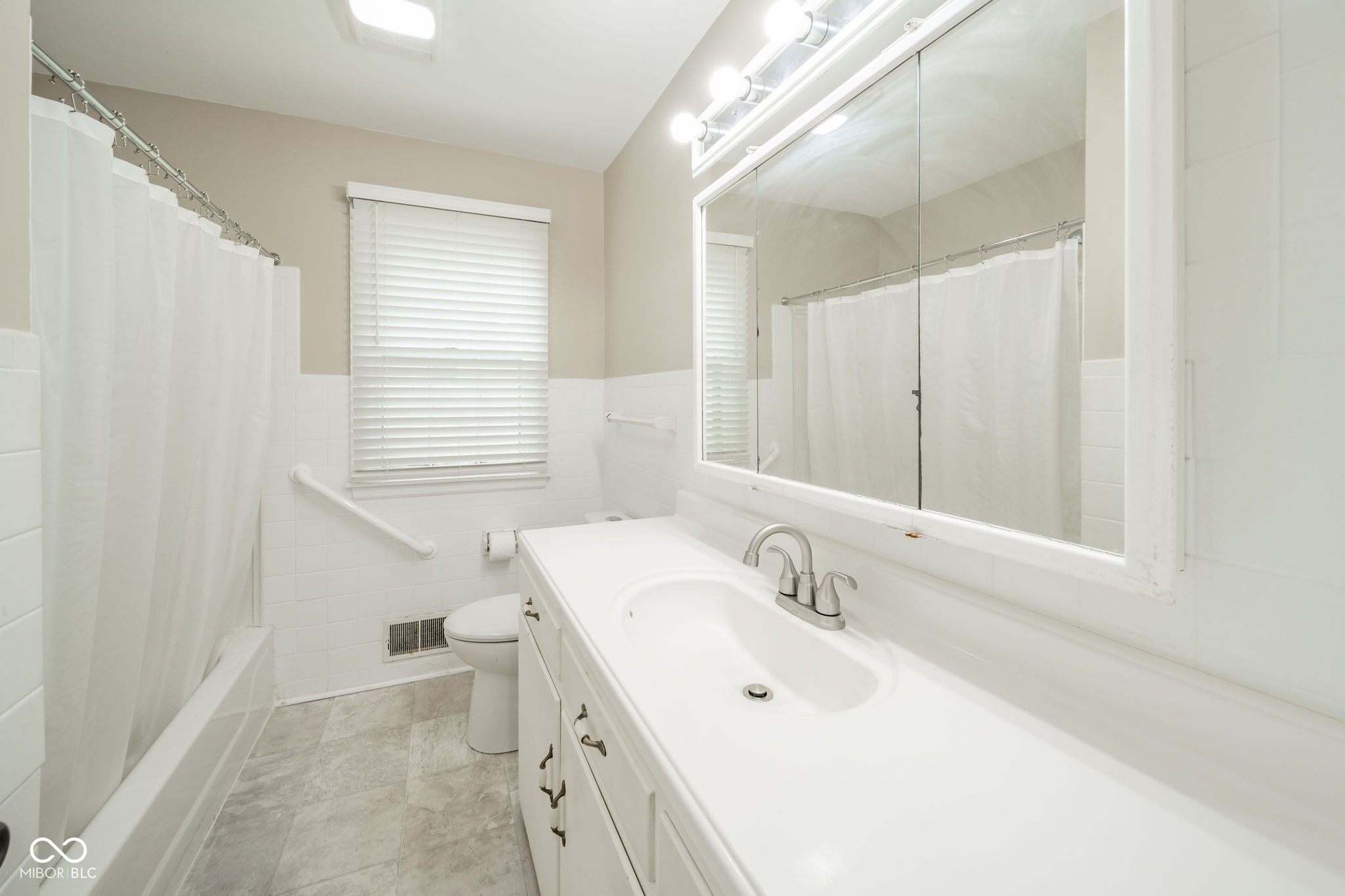 815 Longfellow Road Anderson, IN 46011 - Photo 23 of 33 Gallery Image 23
