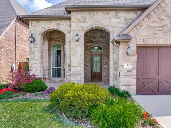 $499,950 | 9332 Wood Duck Drive, Fort Worth, TX 76118
