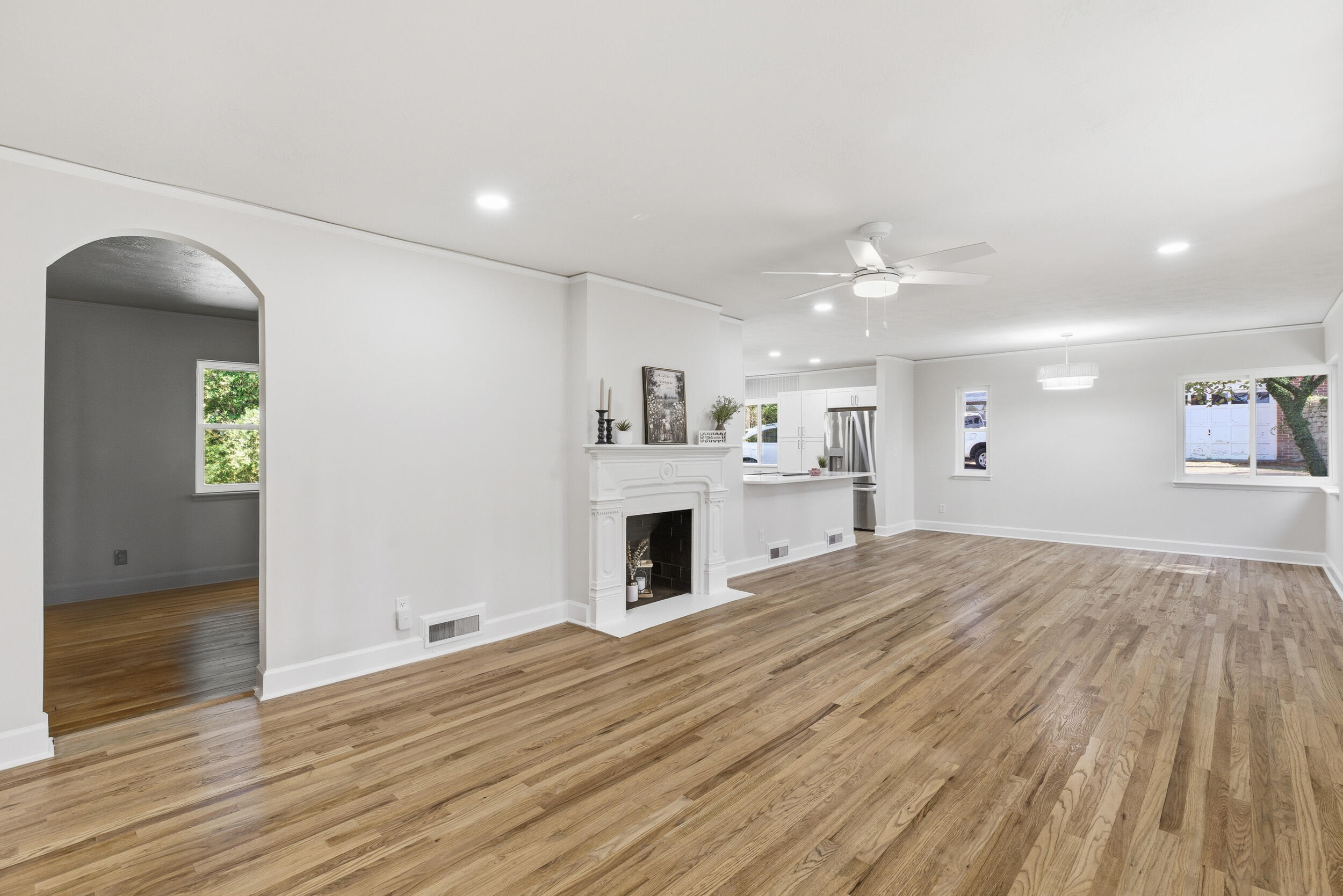 2923 Henry Street Augusta, GA 30909 - Photo 8 of 29 2025-10-17_2923_henry_st-srm-07