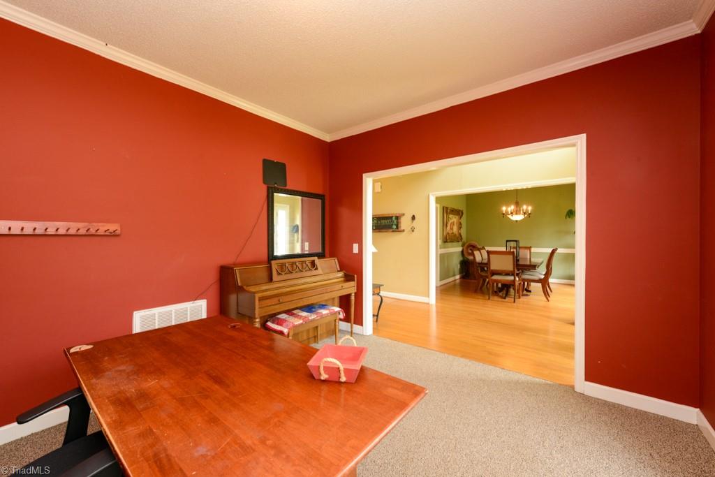 460 Beech Ridge Road Thomasville, NC 27360 - Photo 11 of 49 Gallery Image 11