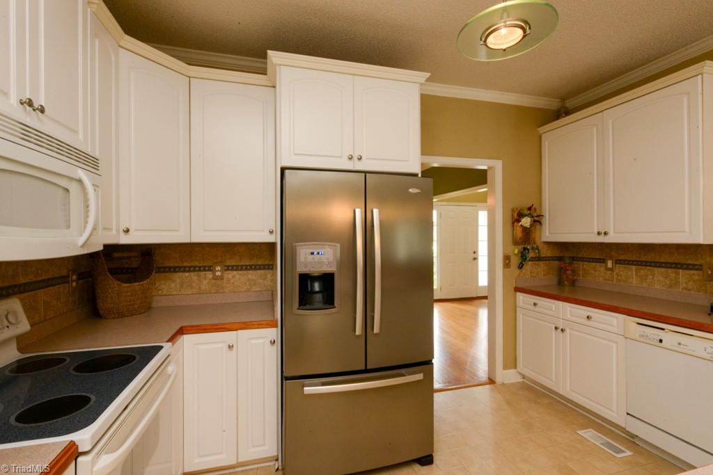 460 Beech Ridge Road Thomasville, NC 27360 - Photo 19 of 49 Gallery Image 19