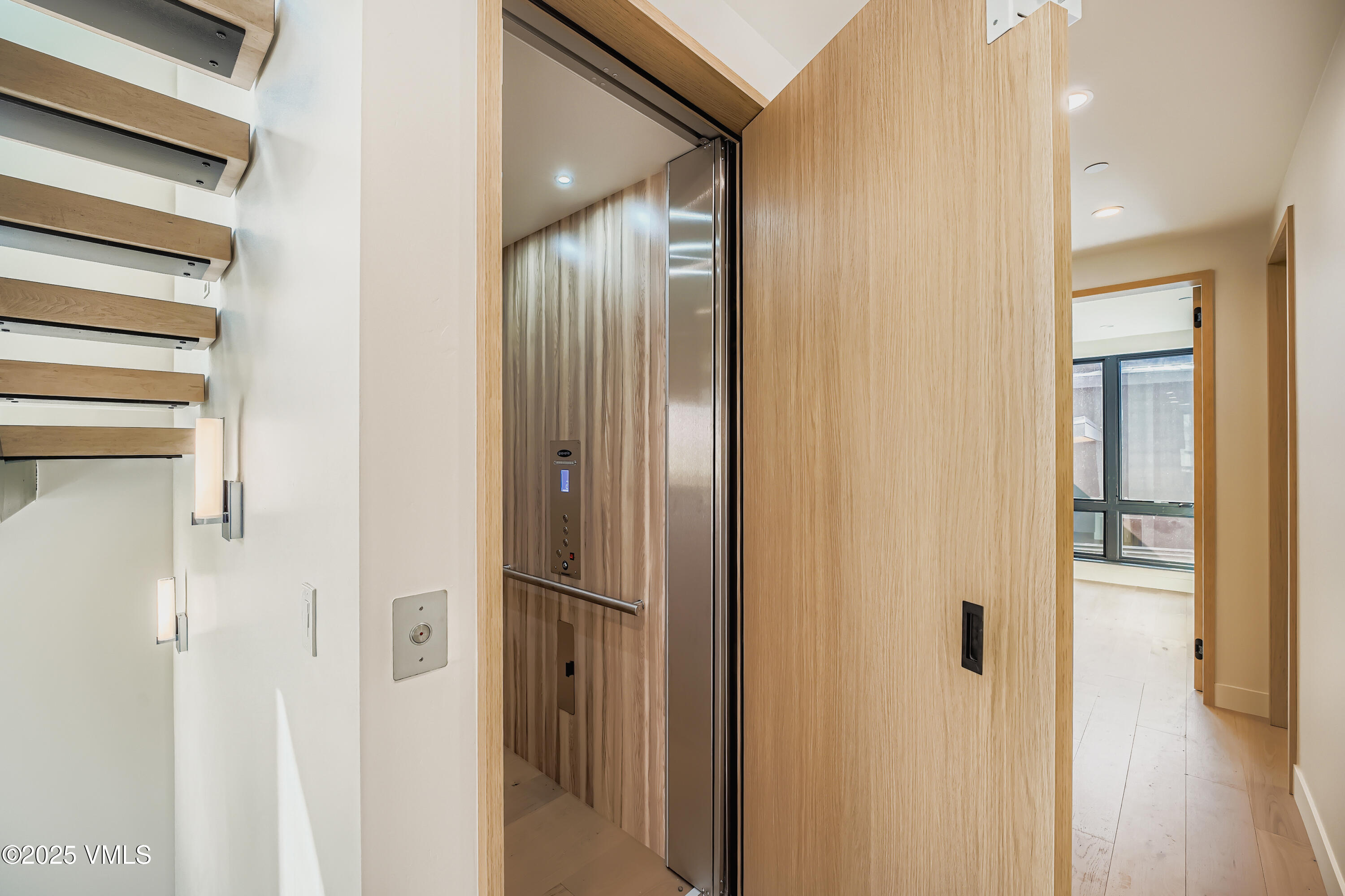 2805 Bald Mountain Road, Unit WEST Vail, CO 81657 - Photo 17 of 54 16 Hallway