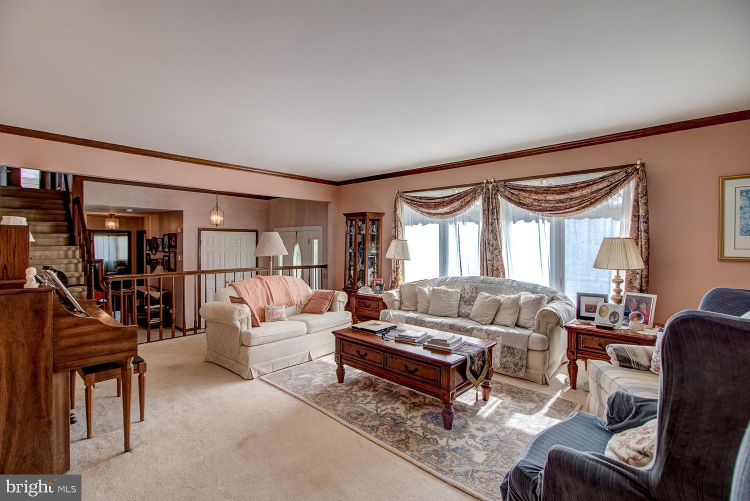 8 John Lenhardt Road Trenton, NJ 08690 - Photo 9 of 41
