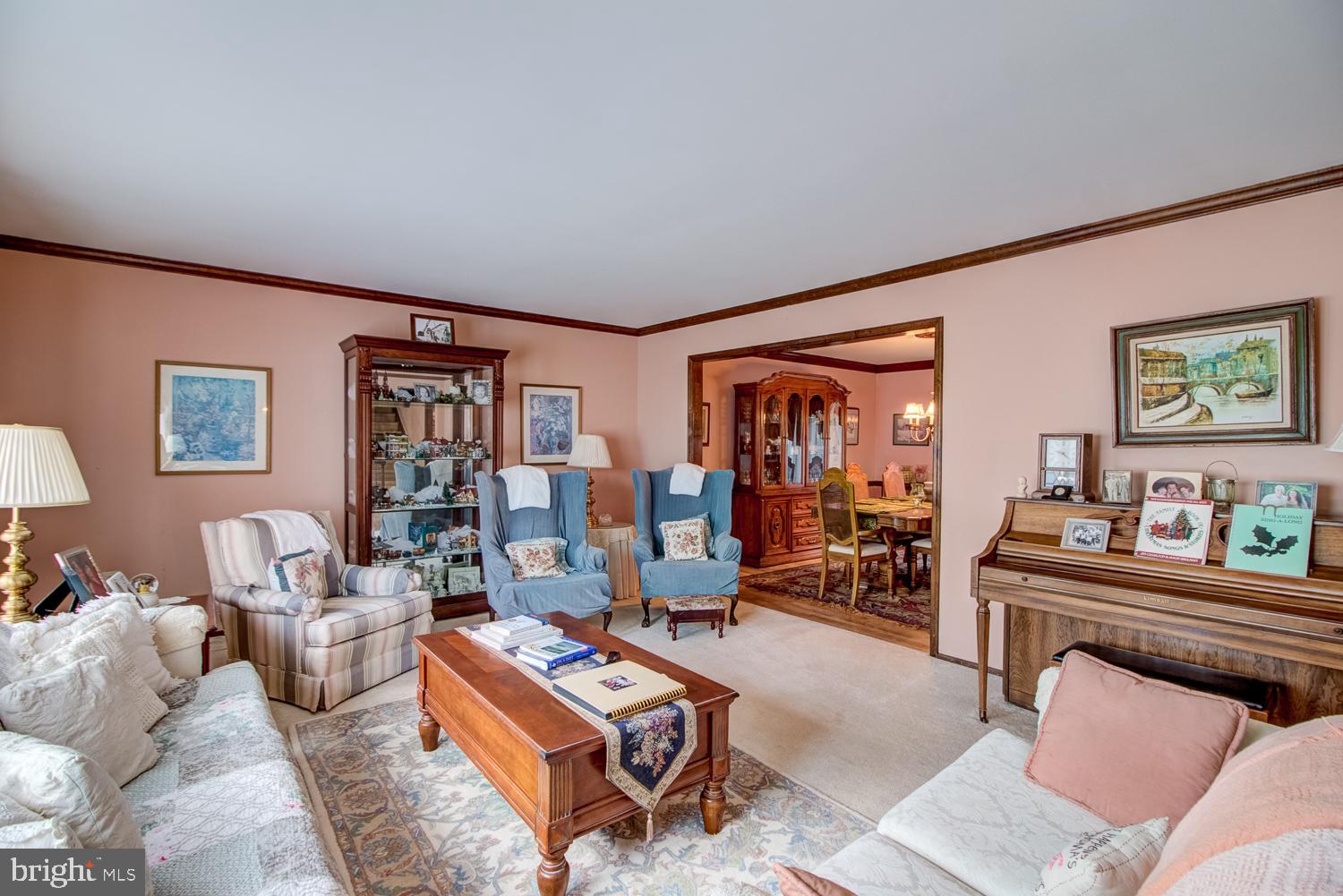 8 John Lenhardt Road Trenton, NJ 08690 - Photo 10 of 41