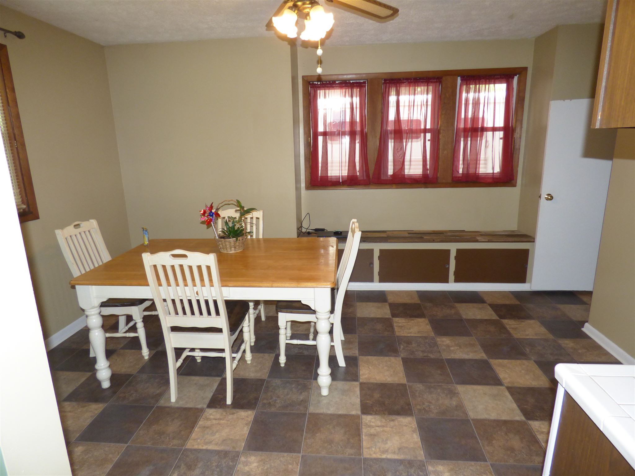3440 East Michigantown Road Frankfort, IN 46041 - Photo 12 of 25 Gallery Image 12