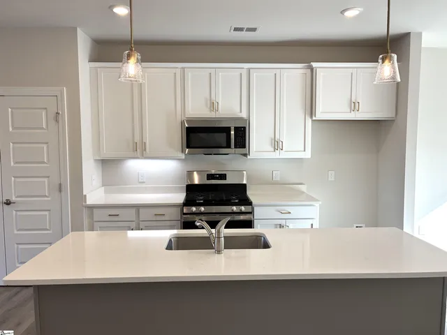 $327,275 | 11 Pikewood Lane, Greenville, SC 29607