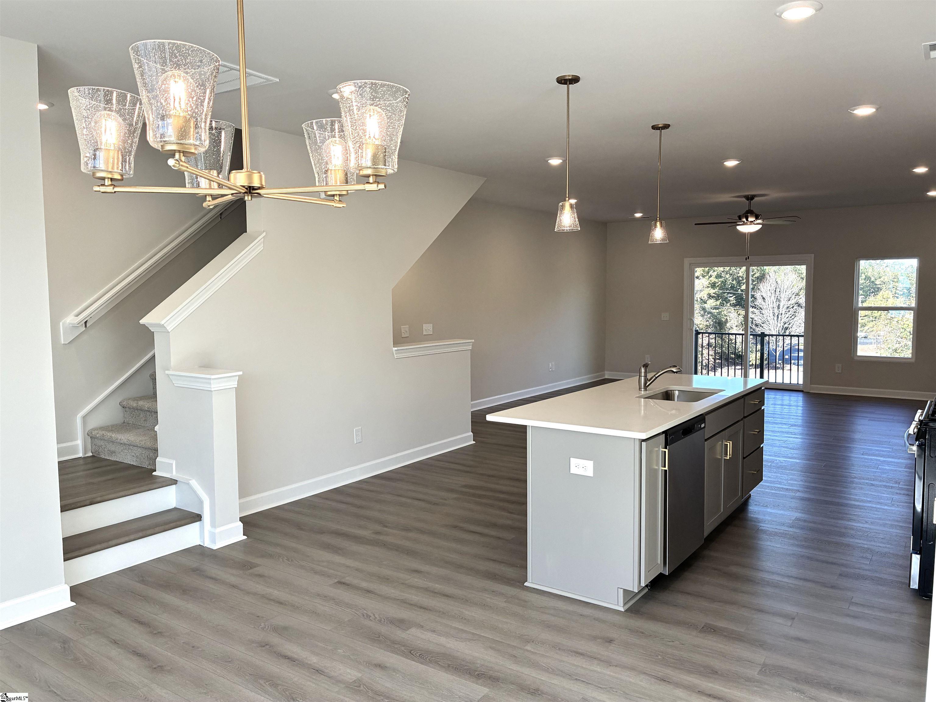 11 Pikewood Lane Greenville, SC 29607 - Photo 7 of 29