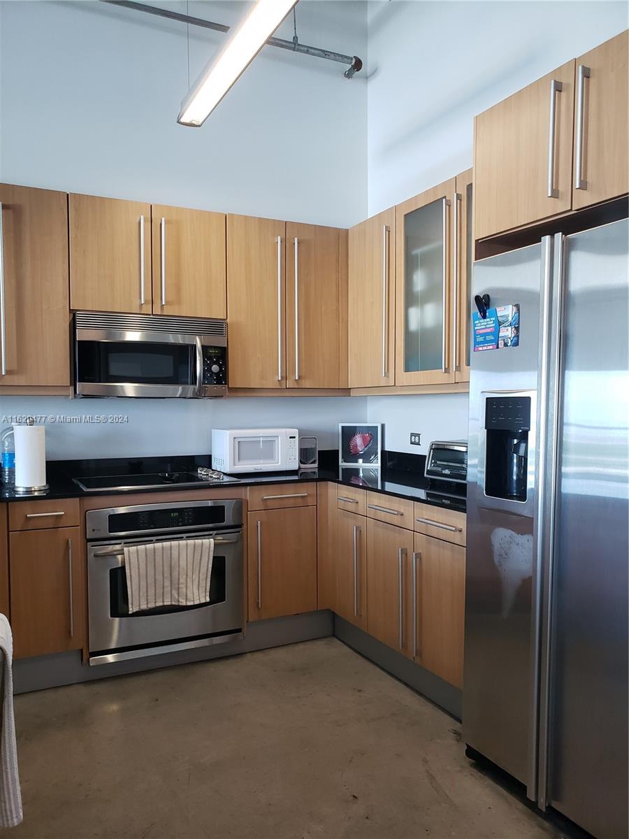 8101 Biscayne Boulevard, Unit R708 Miami, FL 33138 - Photo 5 of 15 Gallery Image 5