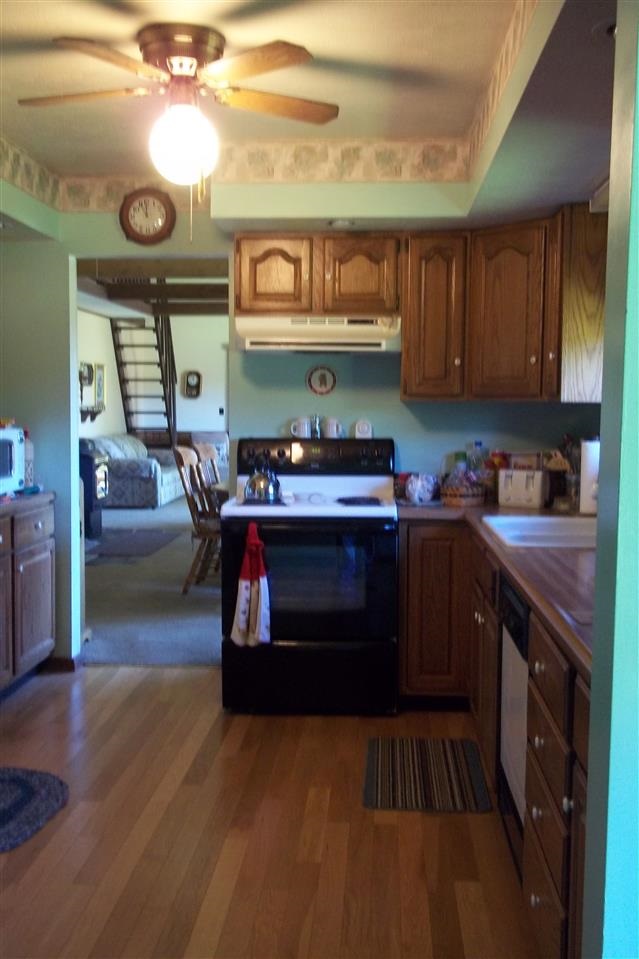 1763 Oak Road Plymouth, IN 46563 - Photo 18 of 30 Gallery Image 18