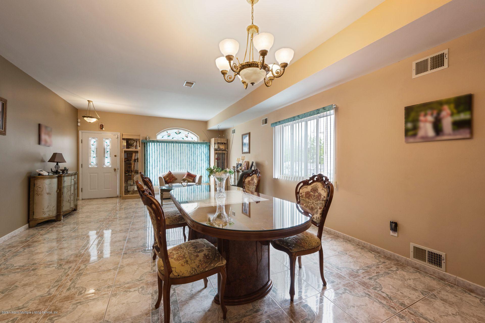 63 Timber Ridge Drive Staten Island, NY 10306 - Photo 10 of 31 10
