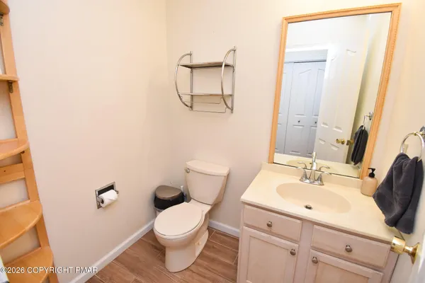 $2,650 | 2570 Country Club Drive, Tobyhanna, PA 18466