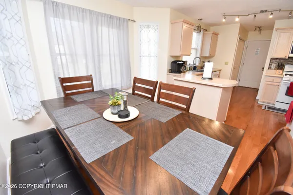 $2,650 | 2570 Country Club Drive, Tobyhanna, PA 18466