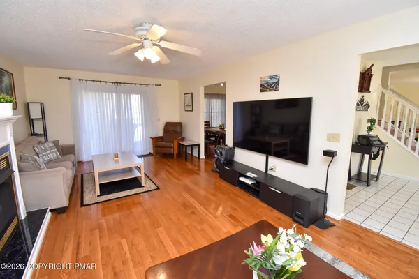 $2,650 | 2570 Country Club Drive, Tobyhanna, PA 18466