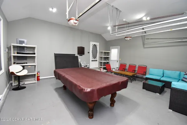 $2,650 | 2570 Country Club Drive, Tobyhanna, PA 18466