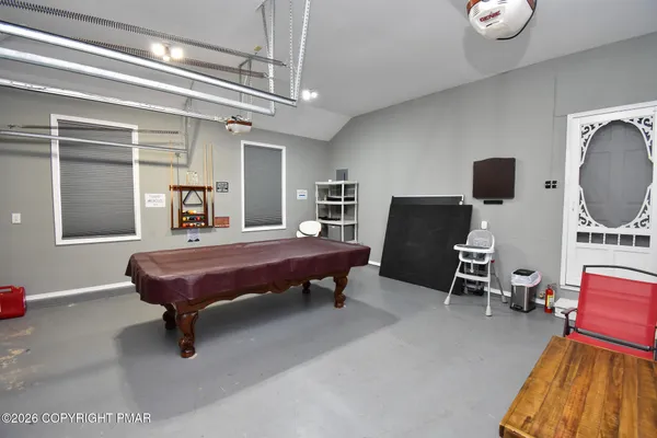 $2,650 | 2570 Country Club Drive, Tobyhanna, PA 18466