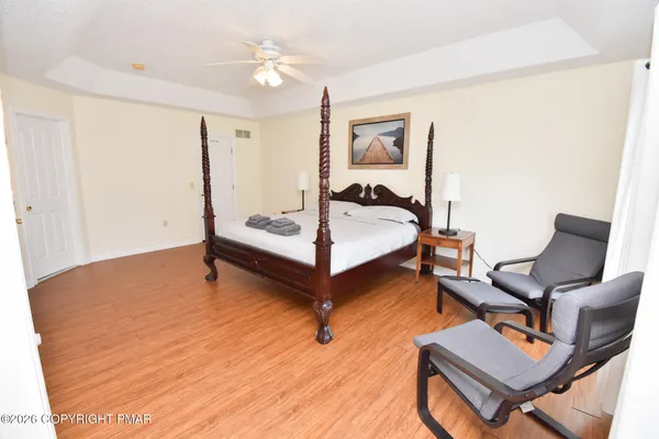 $2,650 | 2570 Country Club Drive, Tobyhanna, PA 18466