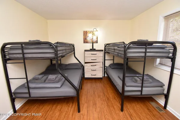 $2,650 | 2570 Country Club Drive, Tobyhanna, PA 18466