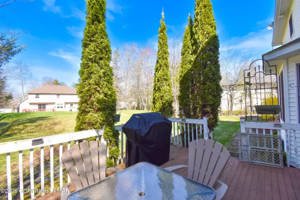 $2,650 | 2570 Country Club Drive, Tobyhanna, PA 18466