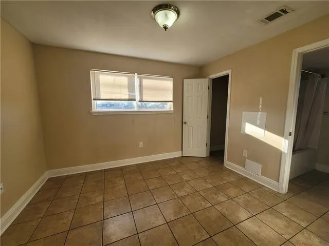 $850 | 4415 Wilson Avenue, Unit E, New Orleans, LA 70126