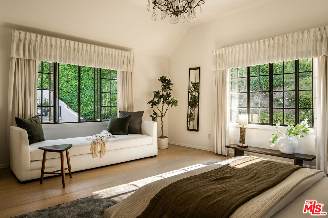 10950 Bellagio Road Los Angeles, CA 90077 - Photo 24 of 55