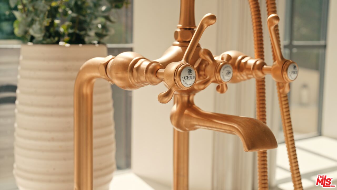 10950 Bellagio Road Los Angeles, CA 90077 - Photo 41 of 55