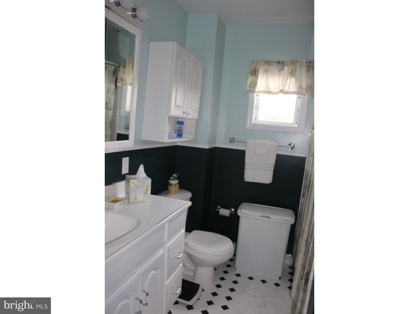 240 Rochelle Avenue Philadelphia, PA 19128 - Photo 15 of 25 Gallery Image 15