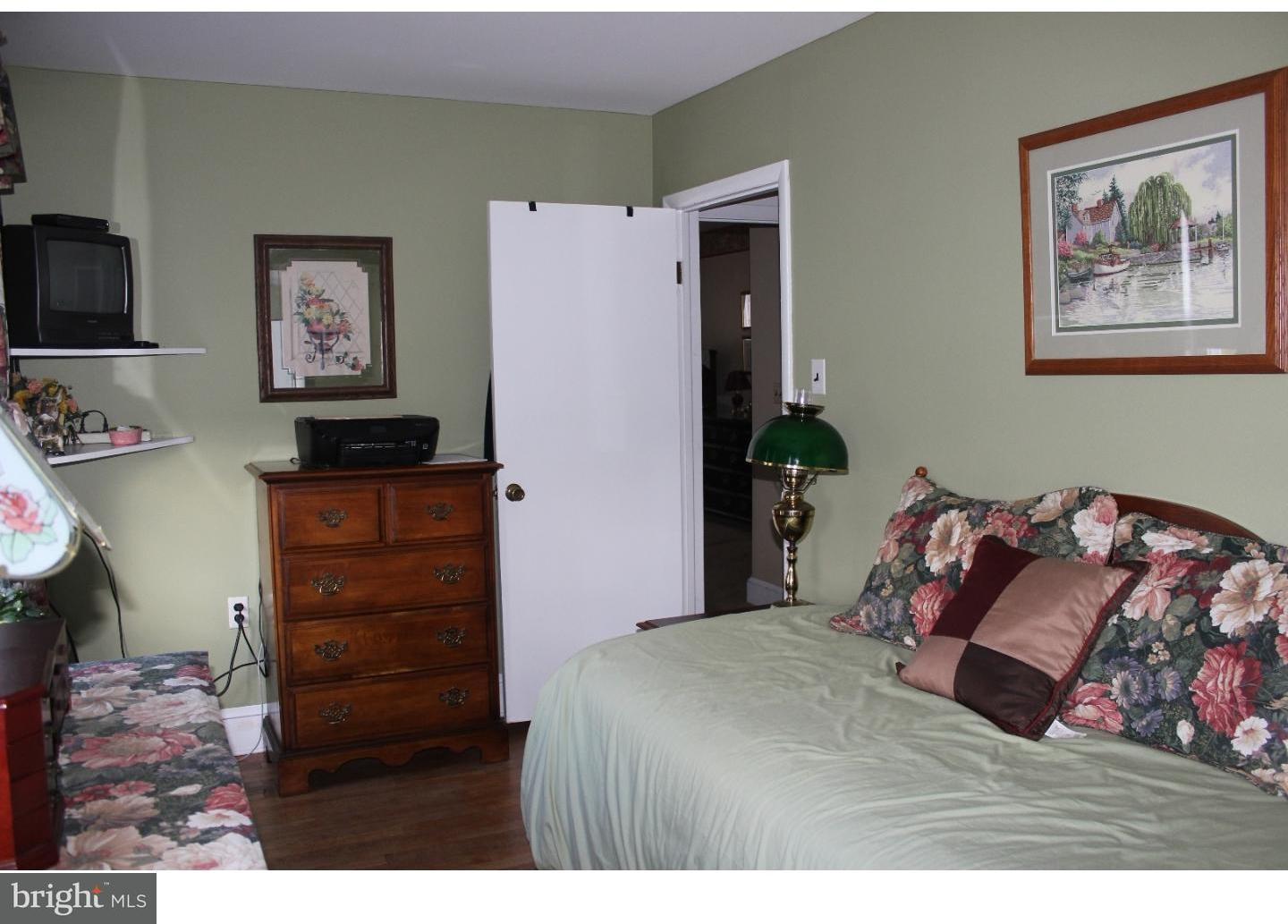 240 Rochelle Avenue Philadelphia, PA 19128 - Photo 21 of 25 Gallery Image 21