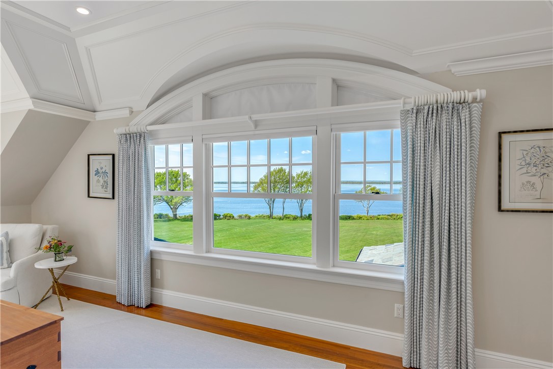 458 Poppasquash Road Bristol, RI 02809 - Photo 25 of 36