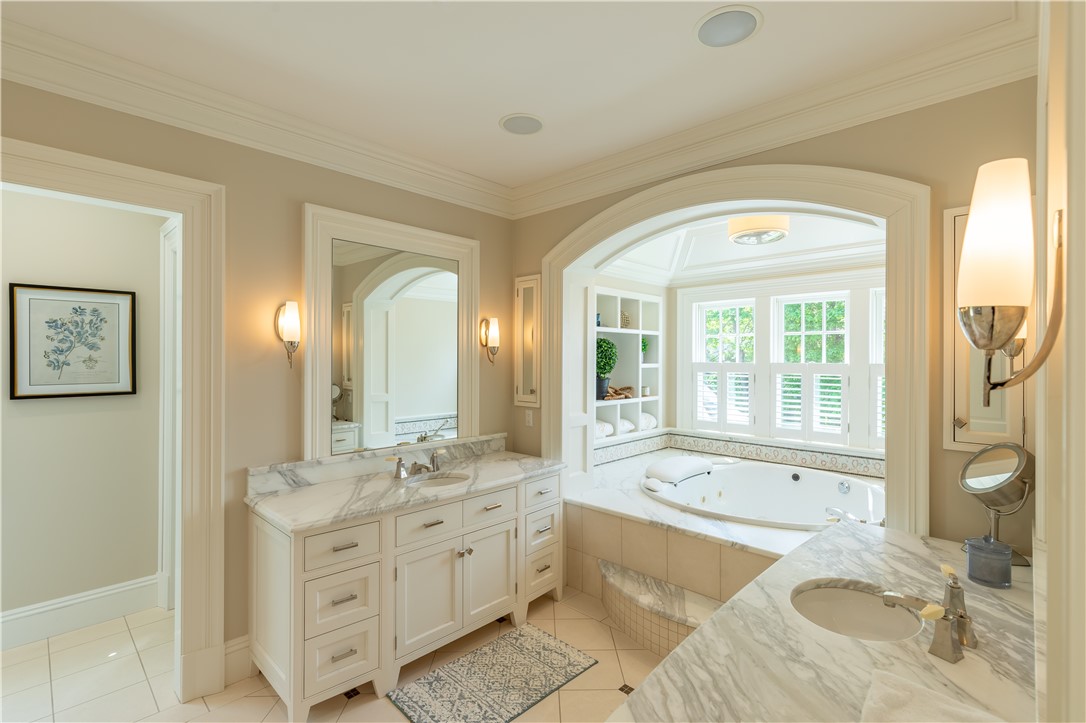 458 Poppasquash Road Bristol, RI 02809 - Photo 27 of 36