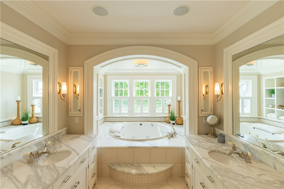 458 Poppasquash Road Bristol, RI 02809 - Photo 28 of 36