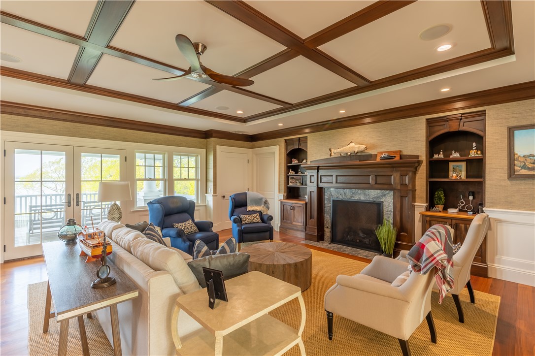 458 Poppasquash Road Bristol, RI 02809 - Photo 29 of 36