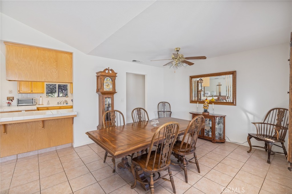 50174 Bissett Station Road Oakhurst, CA 93644 - Photo 22 of 75