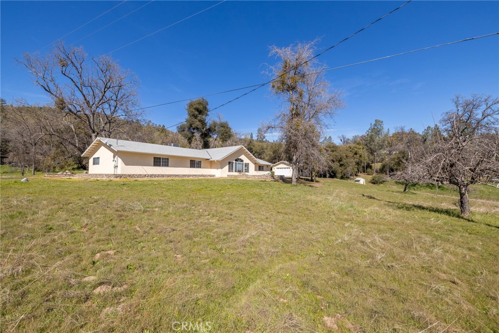 50174 Bissett Station Road Oakhurst, CA 93644 - Photo 54 of 75