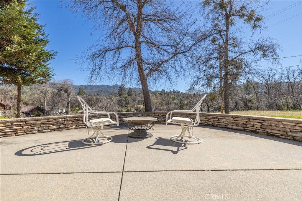 50174 Bissett Station Road Oakhurst, CA 93644 - Photo 58 of 75