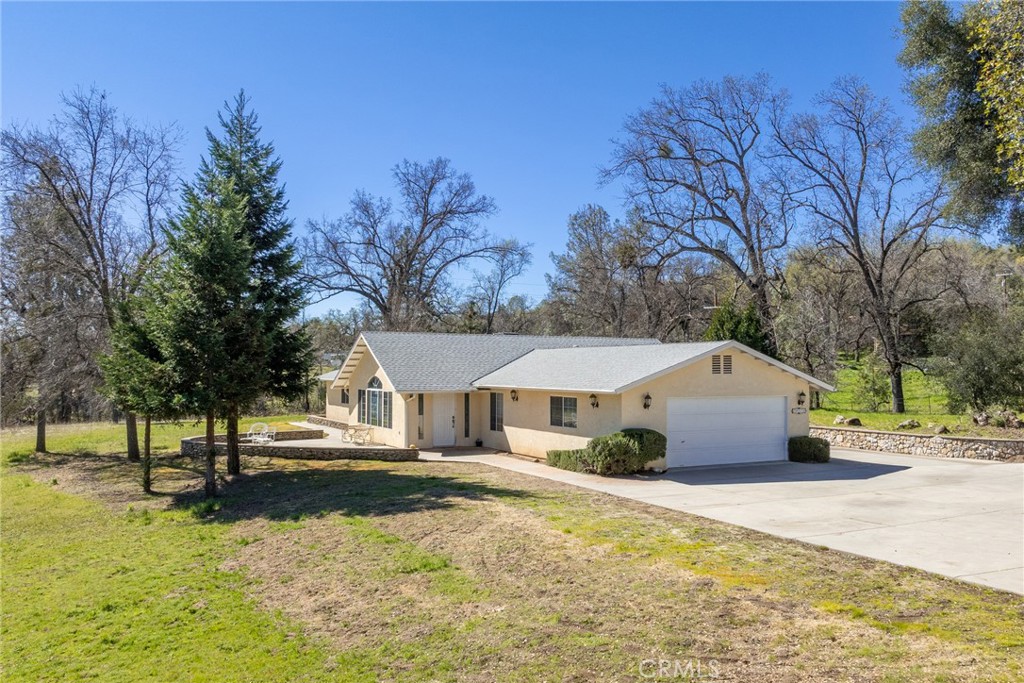 50174 Bissett Station Road Oakhurst, CA 93644 - Photo 67 of 75