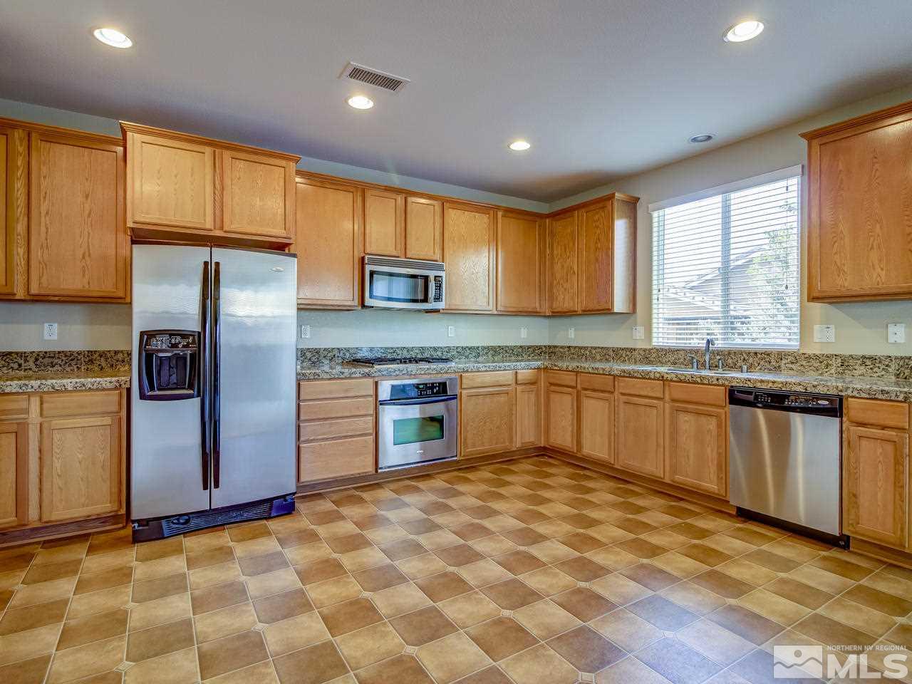 425 Stradella Court Reno, NV 89521 - Photo 6 of 18 Photo 6