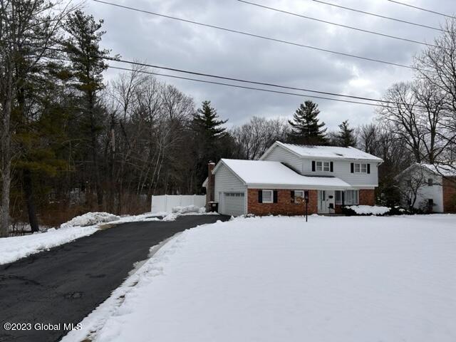 1036 Hickory Road Niskayuna, NY 12309 - Photo 2 of 36 IMG_6949