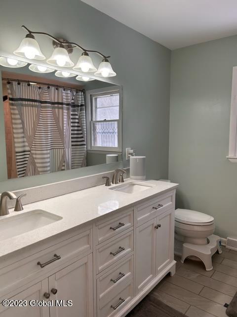 1036 Hickory Road Niskayuna, NY 12309 - Photo 33 of 36 IMG_6943