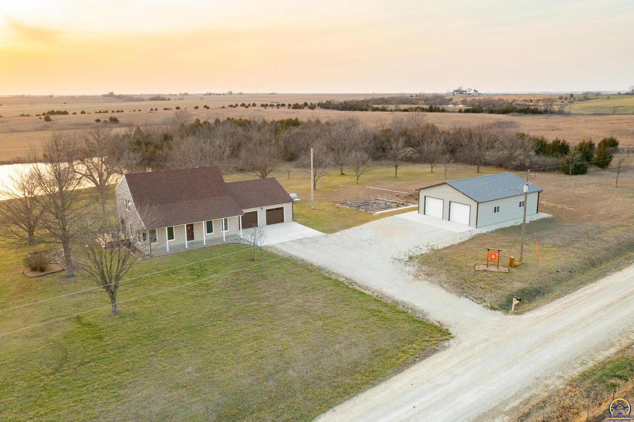 12855 Y Road Meriden, KS 66512 - Photo 21 of 99