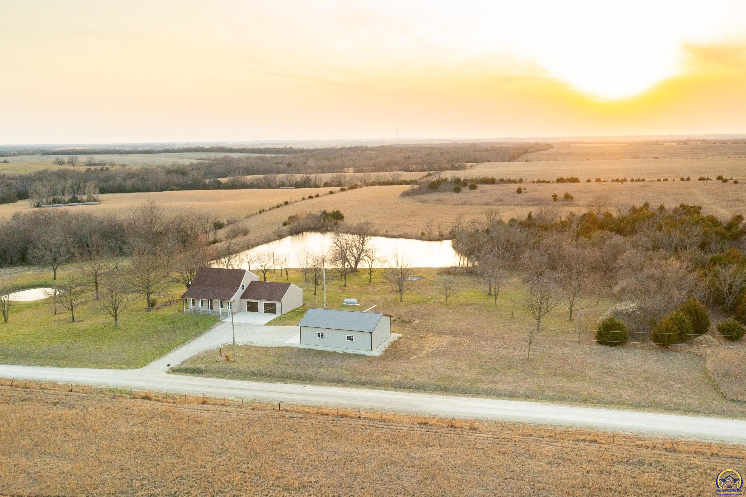 12855 Y Road Meriden, KS 66512 - Photo 23 of 99