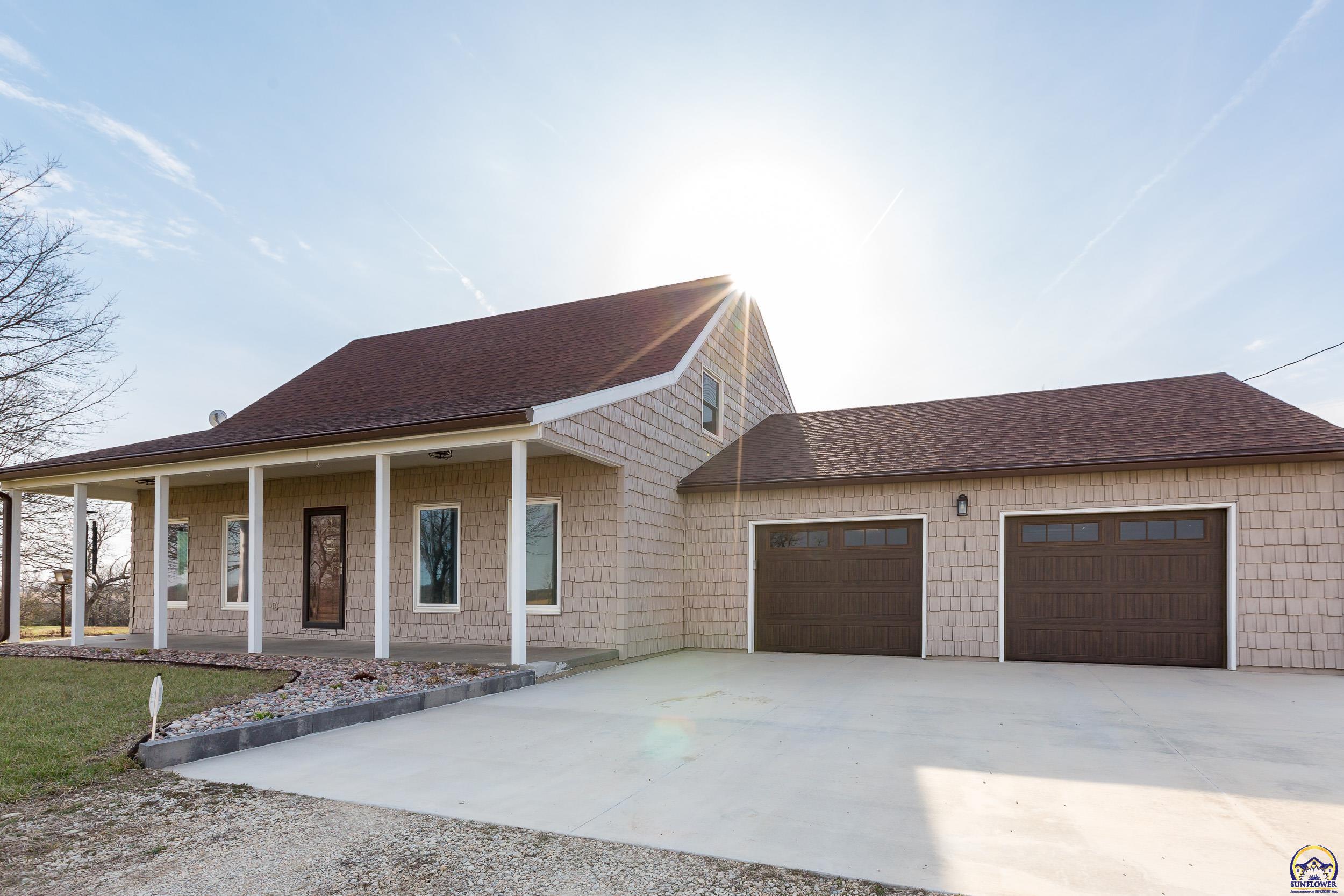 12855 Y Road Meriden, KS 66512 - Photo 33 of 99