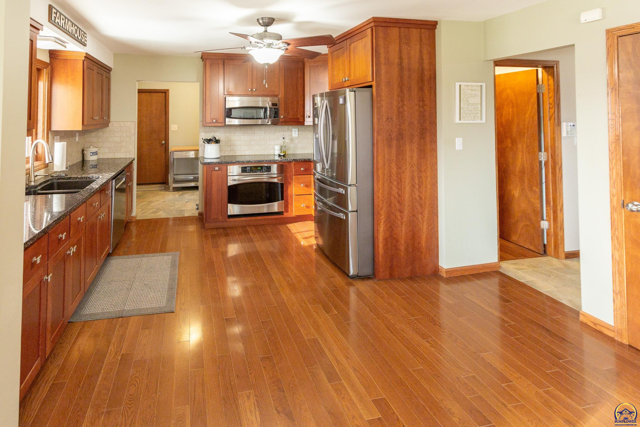 12855 Y Road Meriden, KS 66512 - Photo 54 of 99