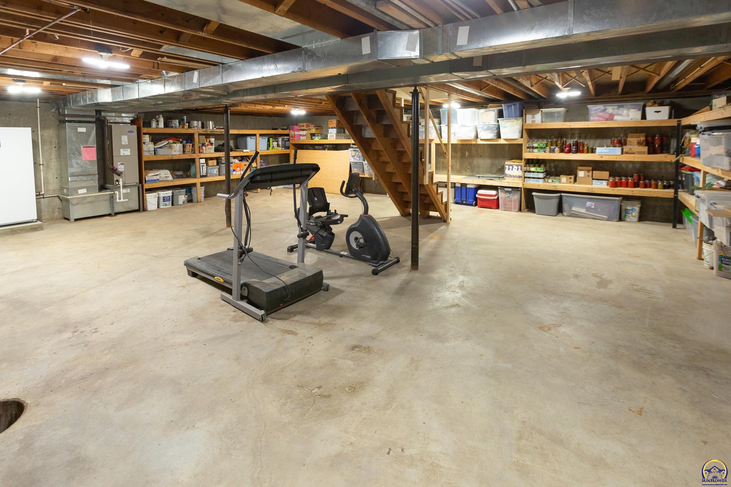 12855 Y Road Meriden, KS 66512 - Photo 66 of 99