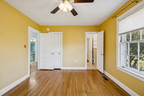 a view of an entryway of the house