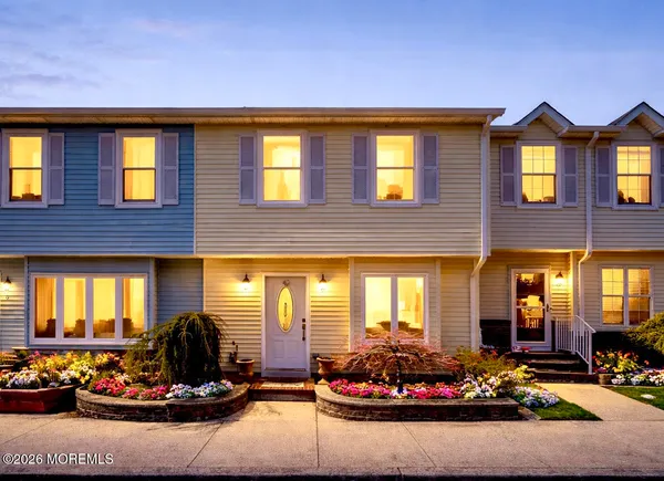$400,000 | 42 Renee Court, Unit 42, Jackson, NJ 08527