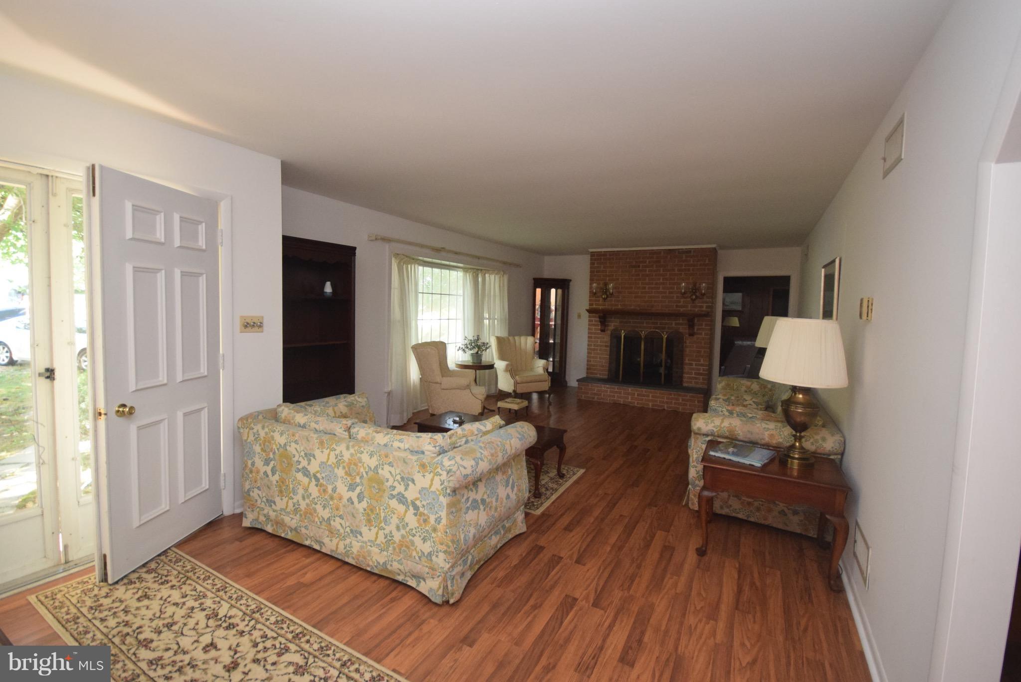 32183 Shorewood Road Galena, MD 21635 - Photo 14 of 26 Living Room