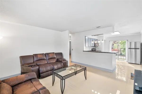 $1,620,000 | 7917 Lakeshore Drive, Tampa, FL 33604